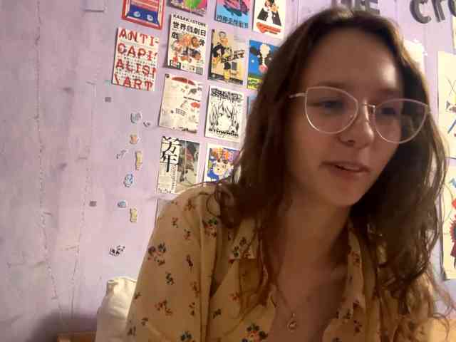 JazminKulju webcam