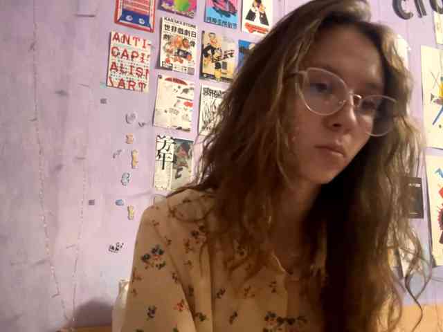 JazminKulju webcam