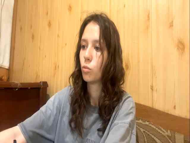 JazminKulju webcam