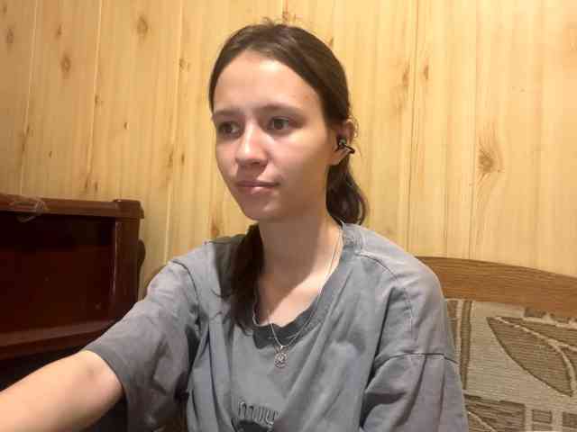 JazminKulju webcam