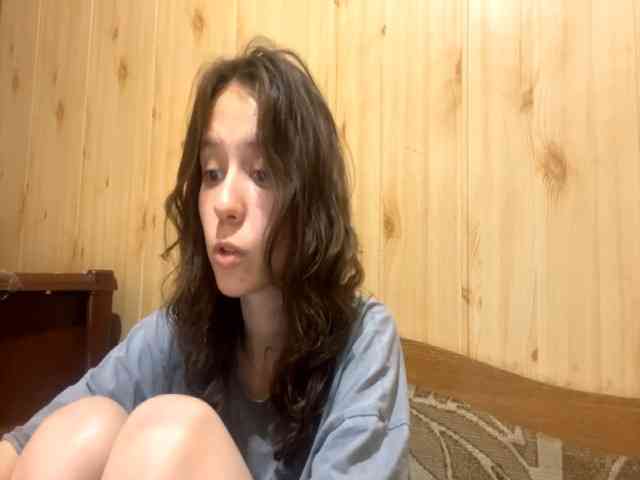 JazminKulju webcam