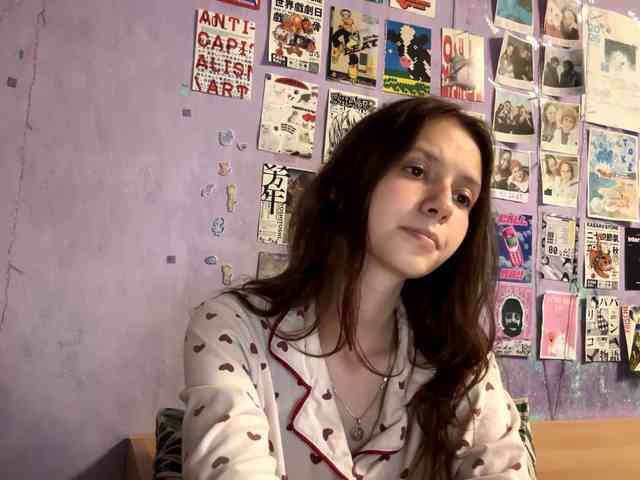 JazminKulju webcam