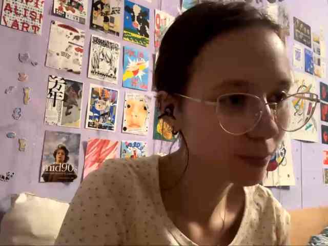 JazminKulju webcam