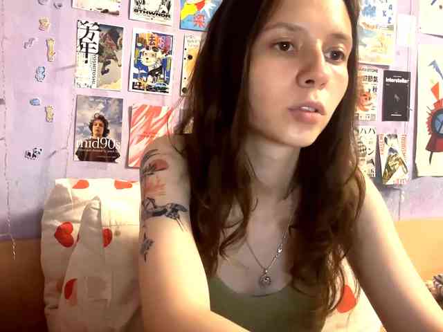 JazminKulju webcam