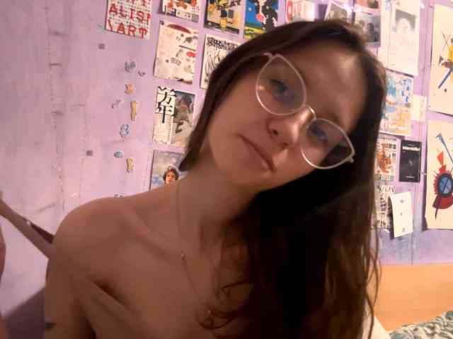 JazminKulju webcam