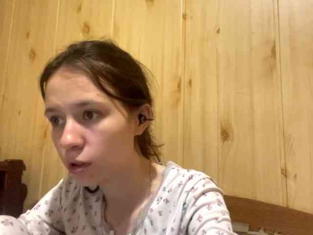 JazminKulju webcam
