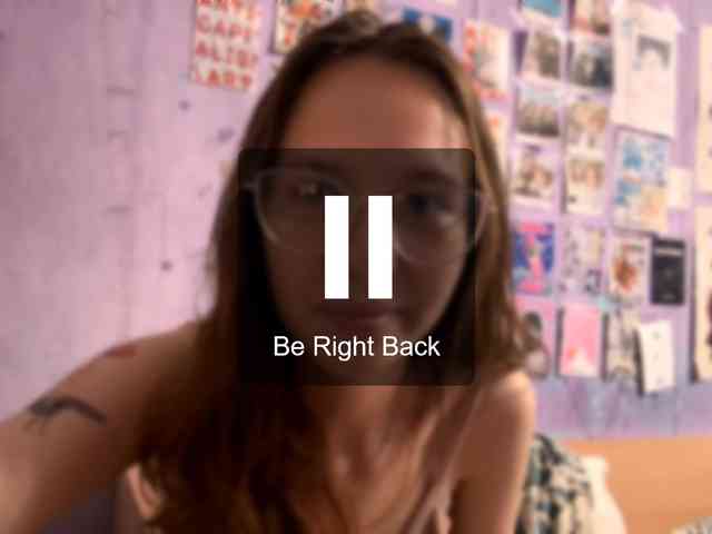 JazminKulju webcam
