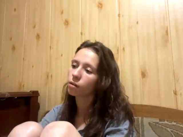 JazminKulju webcam