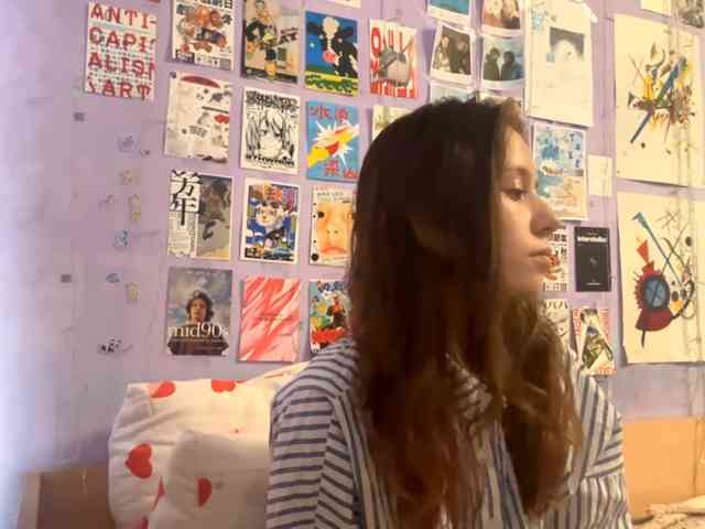JazminKulju webcam