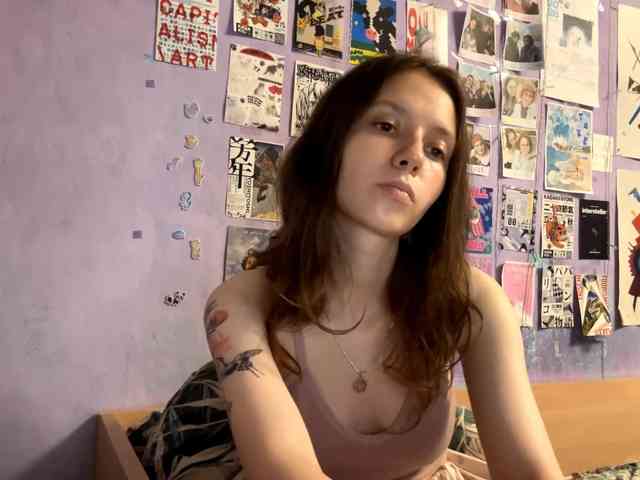JazminKulju webcam