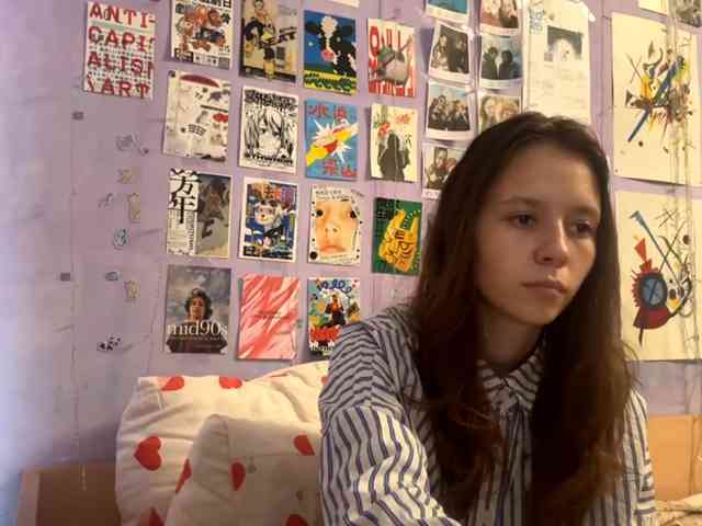 JazminKulju webcam
