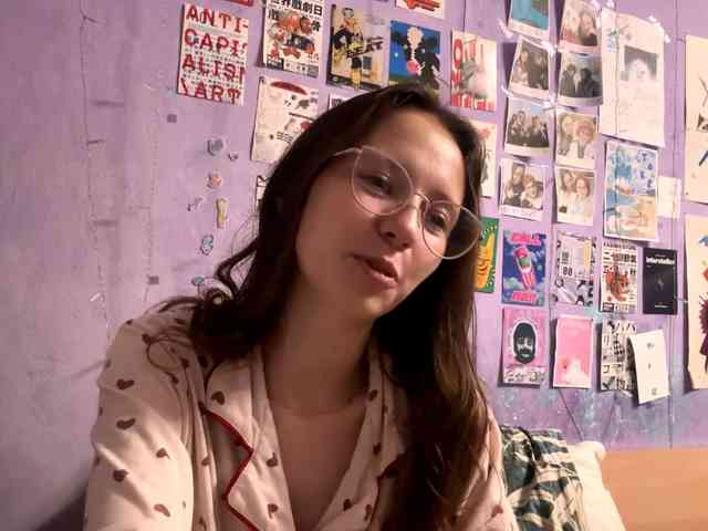 JazminKulju webcam