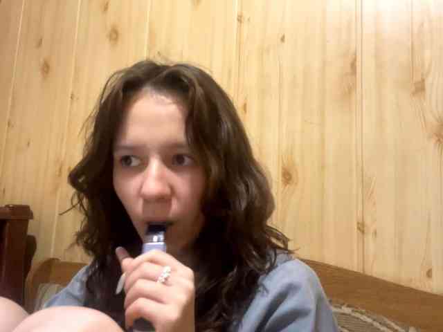 JazminKulju webcam