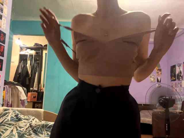 JazminKulju webcam