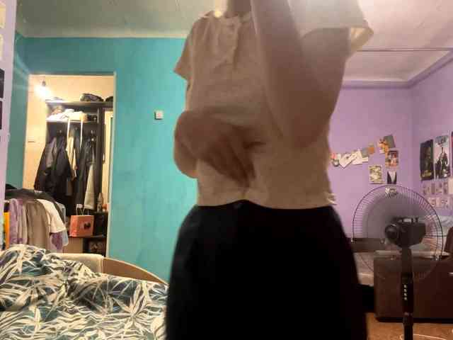 JazminKulju webcam