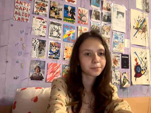 JazminKulju webcam