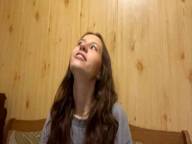 JazminKulju webcam