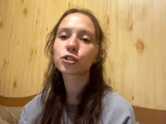 JazminKulju webcam
