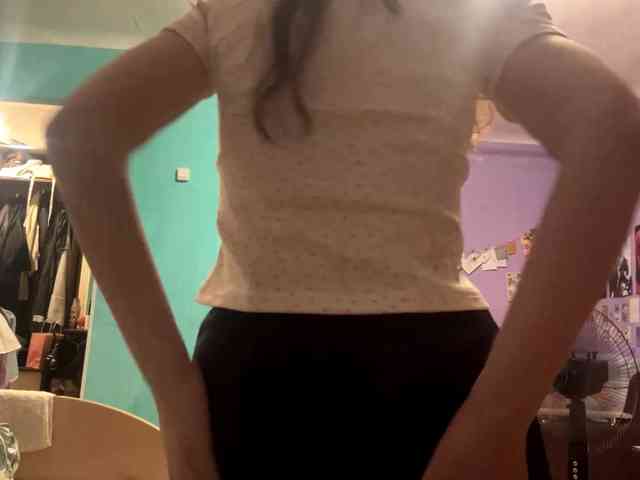 JazminKulju webcam