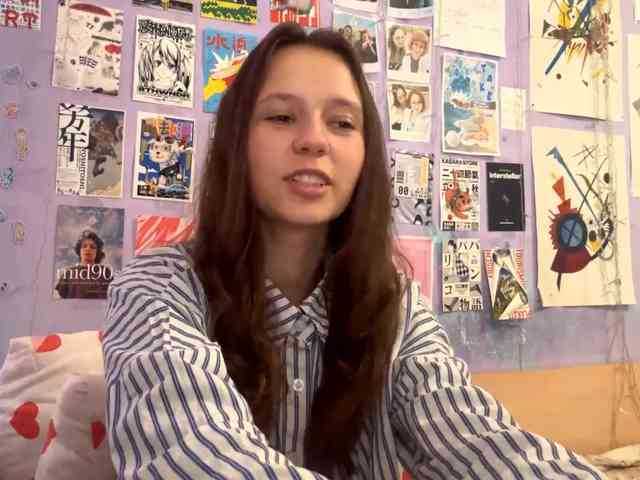 JazminKulju webcam