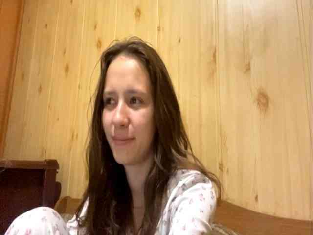 JazminKulju webcam