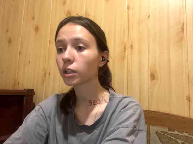 JazminKulju webcam