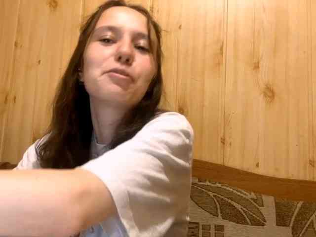 JazminKulju webcam