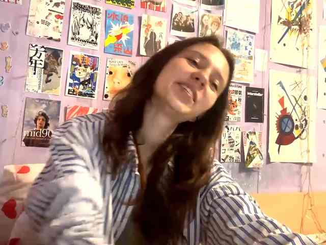 JazminKulju webcam