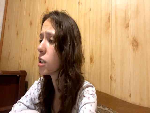 JazminKulju webcam