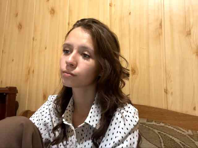 JazminKulju webcam