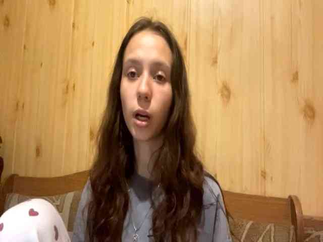 JazminKulju webcam