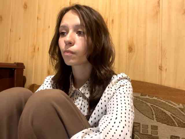 JazminKulju webcam