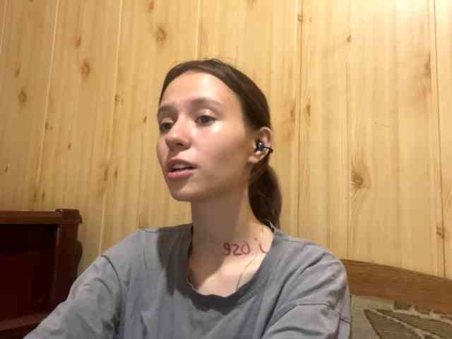 JazminKulju webcam