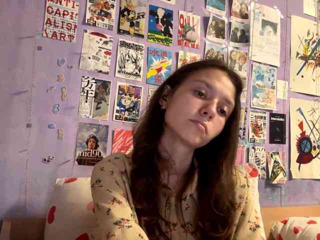 JazminKulju webcam