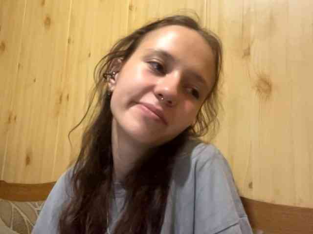 JazminKulju webcam