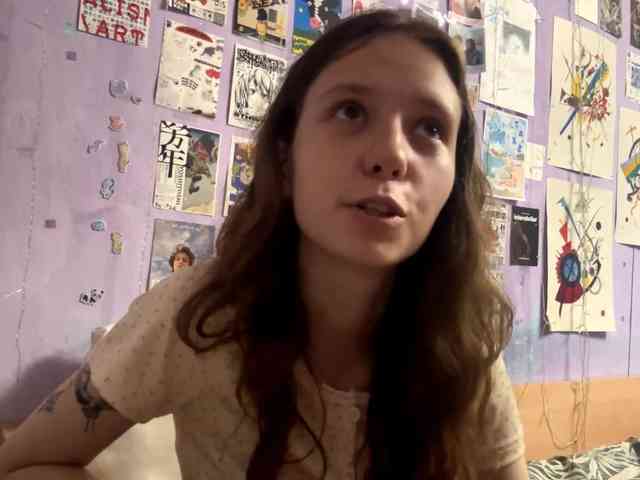 JazminKulju webcam
