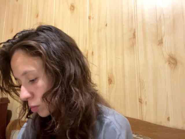 JazminKulju webcam