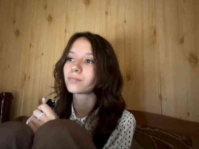 JazminKulju webcam
