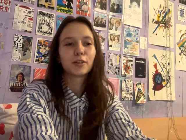 JazminKulju webcam