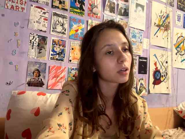 JazminKulju webcam