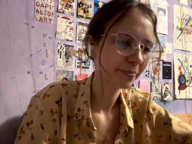JazminKulju webcam