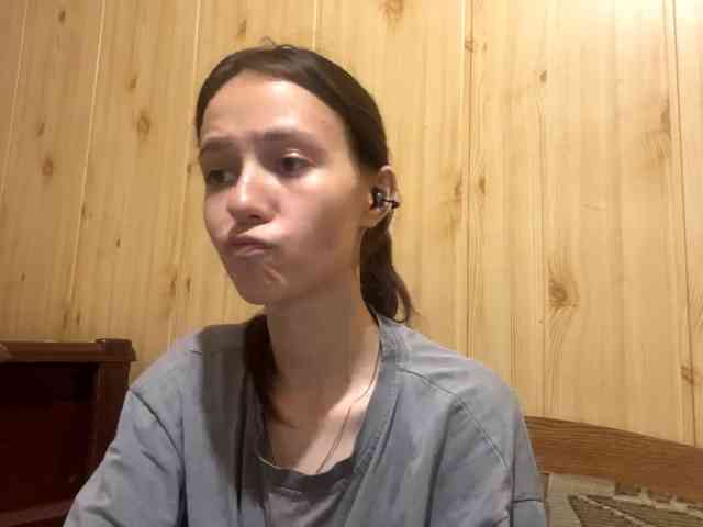 JazminKulju webcam
