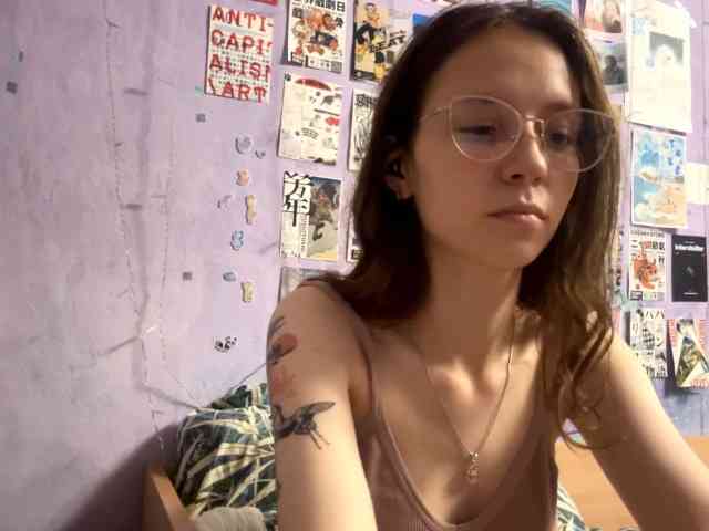 JazminKulju webcam