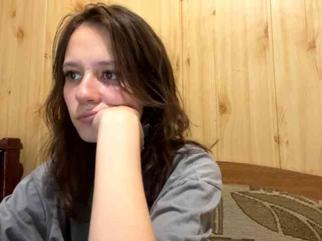 JazminKulju webcam