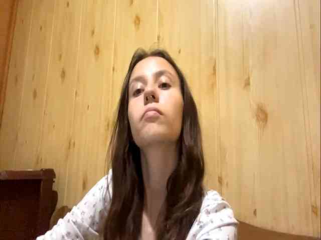 JazminKulju webcam