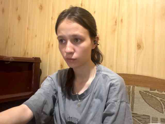 JazminKulju webcam