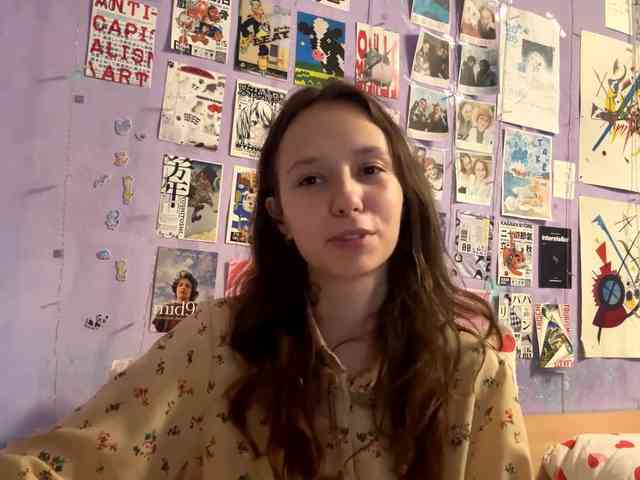 JazminKulju webcam