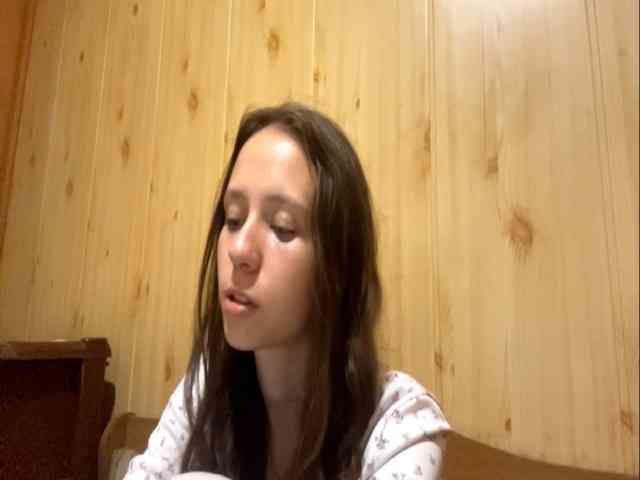 JazminKulju webcam