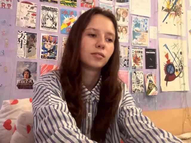 JazminKulju webcam