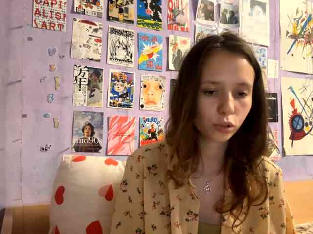 JazminKulju webcam